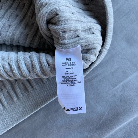 Dynamite Sweater Crop Top - Picture 4 of 5